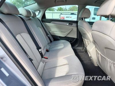Zdjęcie 10 z 12 samochodu: 2016 HYUNDAI SONATA HYBRID SE VIN:KMHE24L1XGA022616 - miniatura
