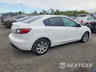 Trzecie zdjęcie samochodu z tyłu: 2011 MAZDA 3 I VIN:JM1BL1UG0B1385604 - miniatura