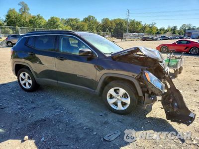 Czwarte zdjęcie samochodu z boku: 2018 JEEP COMPASS LATITUDE VIN:3C4NJDBB8JT436303 - miniatura