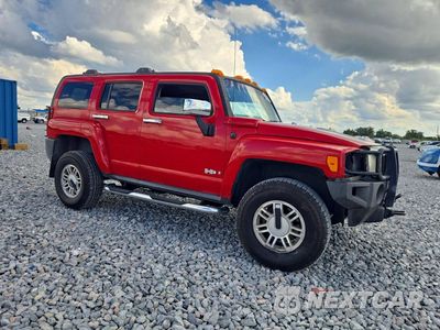 Czwarte zdjęcie samochodu z boku: 2006 HUMMER H3 VIN:5GTDN136X68104040 - miniatura