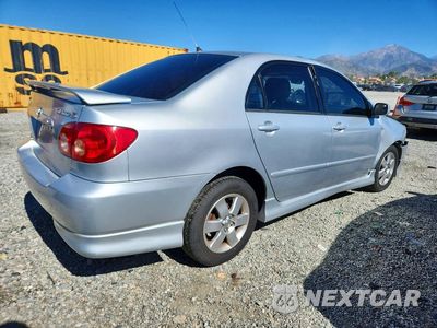 Trzecie zdjęcie samochodu z tyłu: 2005 TOYOTA COROLLA S VIN:1NXBR32E55Z441269 - miniatura