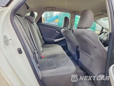 Zdjęcie 10 z 12 samochodu: 2015 TOYOTA PRIUS TWO VIN:JTDKN3DU2F1885961 - miniatura