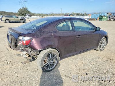 Trzecie zdjęcie samochodu z tyłu: 2009 SCION TC BASE VIN:JTKDE167490284705 - miniatura