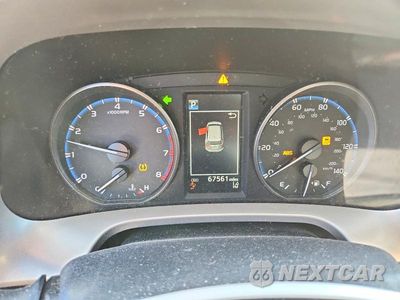 Zdjęcie 9 z 13 samochodu: 2017 TOYOTA RAV4 LE VIN:JTMBFREVXHJ171473 - miniatura