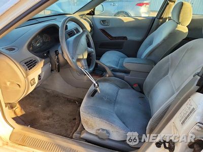 Zdjęcie 7 z 12 samochodu: 2001 MITSUBISHI GALANT ES VIN:4A3AA46G41E078599 - miniatura