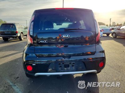 Zdjęcie 6 z 12 samochodu: 2018 KIA SOUL + VIN:KNDJP3A5XJ7587926 - miniatura