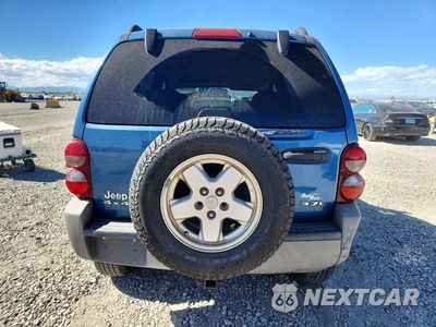 Zdjęcie 6 z 13 samochodu: 2006 JEEP LIBERTY SPORT VIN:1J4GL48K26W124323 - miniatura