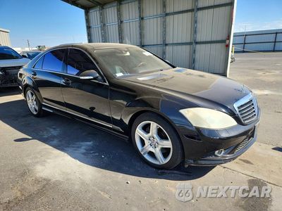 Czwarte zdjęcie samochodu z boku: 2007 MERCEDES-BENZ S 550 VIN:WDDNG71X07A083252 - miniatura
