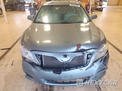 Piąte zdjęcie samochodu w środku: 2011 TOYOTA CAMRY LE VIN:4T4BF3EKXBR112661 - miniatura