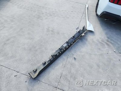 Zdjęcie 12 z 13 samochodu: 2024 FORD MUSTANG VIN:1FA6P8TH1R5146001 - miniatura