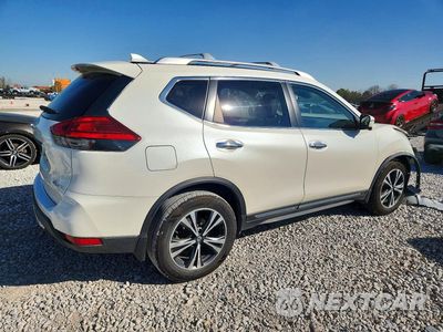 Trzecie zdjęcie samochodu z tyłu: 2017 NISSAN ROGUE S VIN:JN8AT2MV5HW024188 - miniatura