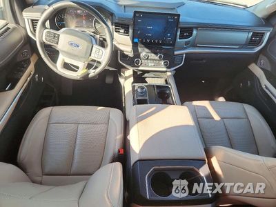 Zdjęcie 8 z 13 samochodu: 2024 FORD EXPEDITION MAX XLT VIN:1FMJK1H80REA23224 - miniatura