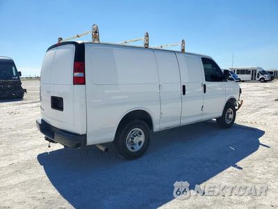 Trzecie zdjęcie samochodu z tyłu: 2020 CHEVROLET EXPRESS G2500 VIN:1GCWGAFG1L1240138 - miniatura