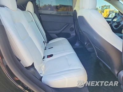 Zdjęcie 11 z 14 samochodu: 2023 TESLA MODEL Y VIN:7SAYGDEE9PF636117 - miniatura