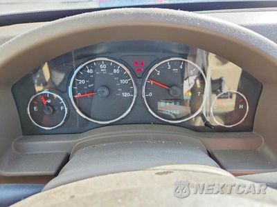 Zdjęcie 9 z 13 samochodu: 2009 JEEP LIBERTY SPORT VIN:1J8GP28K59W532407 - miniatura