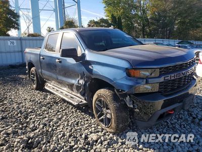Czwarte zdjęcie samochodu z boku: 2019 CHEVROLET SILVERADO K1500 TRAIL BOSS CUSTOM VIN:1GCPYCEH0KZ400761 - miniatura
