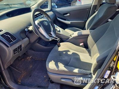 Zdjęcie 7 z 12 samochodu: 2011 TOYOTA PRIUS THREE VIN:JTDKN3DU0B0285861 - miniatura