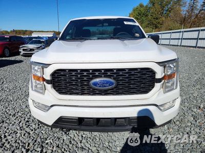 Piąte zdjęcie samochodu w środku: 2022 FORD F150 SUPER CAB VIN:1FTEX1EP7NFA25799 - miniatura