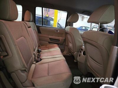 Zdjęcie 10 z 12 samochodu: 2015 HONDA PILOT EX VIN:5FNYF4H44FB006068 - miniatura