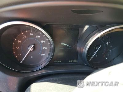 Zdjęcie 9 z 13 samochodu: 2017 JAGUAR F-PACE PREMIUM VIN:SADCJ2BV7HA495208 - miniatura