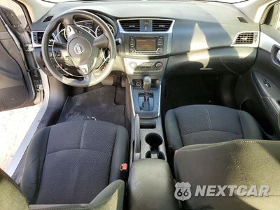 Zdjęcie 8 z 12 samochodu: 2018 NISSAN SENTRA S VIN:3N1AB7AP6JY297031 - miniatura