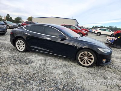 Czwarte zdjęcie samochodu z boku: 2017 TESLA MODEL S VIN:5YJSA1E23HF184515 - miniatura