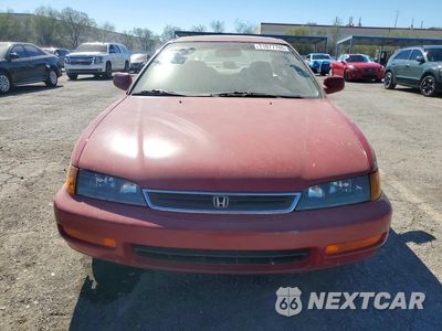 Piąte zdjęcie samochodu w środku: 1997 HONDA ACCORD SE VIN:1HGCD7205VA031299 - miniatura