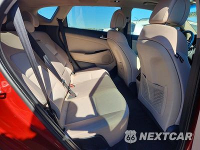 Zdjęcie 11 z 13 samochodu: 2018 HYUNDAI TUCSON VALUE VIN:KM8J3CA24JU783939 - miniatura