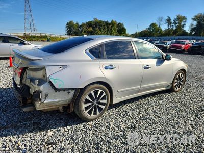 Trzecie zdjęcie samochodu z tyłu: 2017 NISSAN ALTIMA 2.5 SL VIN:1N4AL3AP8HC152391 - miniatura