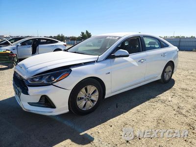 2019 HYUNDAI SONATA HYBRID SE KMHE24L35KA088713 - główne zdjęcie licytacji z USA - miniatura