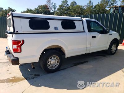 Trzecie zdjęcie samochodu z tyłu: 2019 FORD F150 VIN:1FTMF1CB4KKC26732 - miniatura