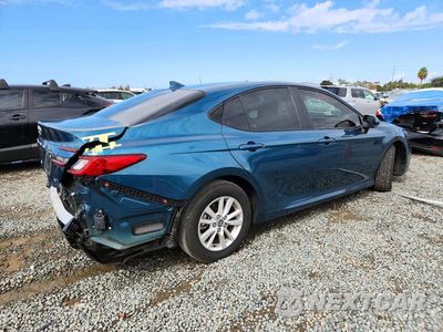Trzecie zdjęcie samochodu z tyłu: 2025 TOYOTA CAMRY LE VIN:4T1DAACK2SU089045 - miniatura