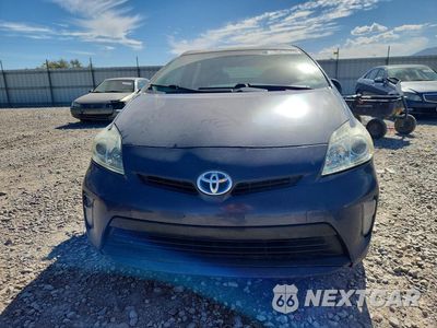 Piąte zdjęcie samochodu w środku: 2013 TOYOTA PRIUS TWO VIN:JTDKN3DU1D1690432 - miniatura