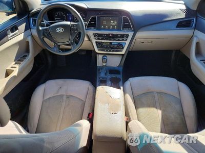 Zdjęcie 8 z 12 samochodu: 2016 HYUNDAI SONATA SE VIN:5NPE24AF5GH365524 - miniatura