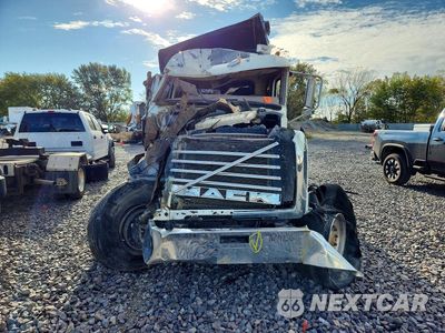 Piąte zdjęcie samochodu w środku: 2013 MACK GU713 DUMP TRUCK VIN:1M2AX09Y8DM014604 - miniatura