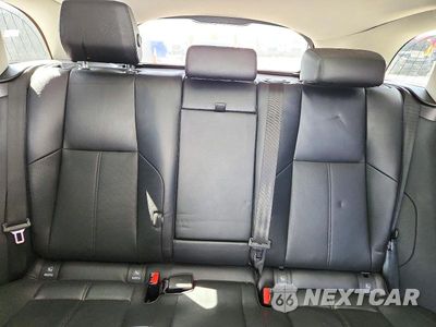 Zdjęcie 10 z 13 samochodu: 2024 LAND ROVER RANGE ROVER VELAR S VIN:SALYJ2EX1RA386137 - miniatura