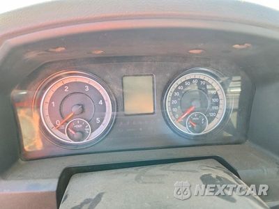 Zdjęcie 9 z 12 samochodu: 2017 RAM 2500 ST VIN:3C6UR5HL7HG673949 - miniatura