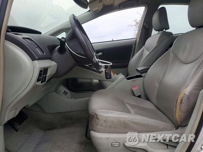 Zdjęcie 7 z 12 samochodu: 2010 TOYOTA PRIUS IV VIN:JTDKN3DUXA0062855 - miniatura