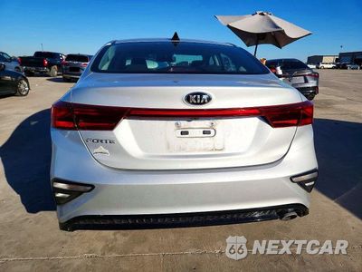 Zdjęcie 6 z 12 samochodu: 2021 KIA FORTE LXS VIN:3KPF24AD0ME377096 - miniatura