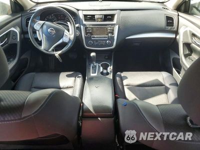 Zdjęcie 8 z 12 samochodu: 2017 NISSAN ALTIMA 2.5 SR VIN:1N4AL3AP0HC150635 - miniatura