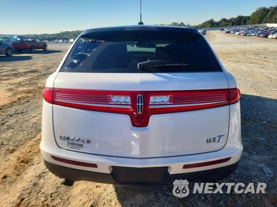 Zdjęcie 6 z 14 samochodu: 2019 LINCOLN MKT VIN:2LMHJ5ATXKBL00166 - miniatura