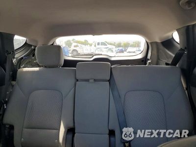 Zdjęcie 10 z 13 samochodu: 2013 HYUNDAI SANTA FE SPORT 2.4L VIN:5XYZT3LB3DG107086 - miniatura
