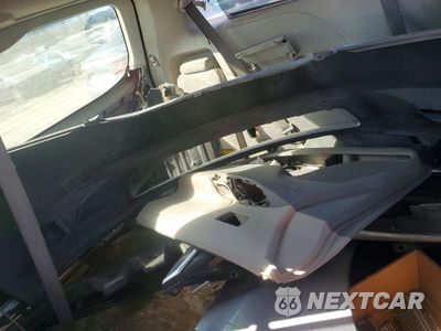 Zdjęcie 13 z 14 samochodu: 2011 TOYOTA SIENNA LE VIN:5TDKK3DC3BS083352 - miniatura
