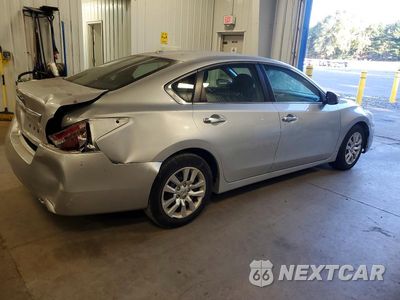 Trzecie zdjęcie samochodu z tyłu: 2015 NISSAN ALTIMA 2.5 S VIN:1N4AL3AP7FC243519 - miniatura