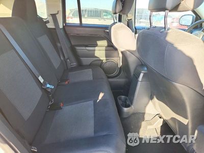 Zdjęcie 10 z 13 samochodu: 2011 JEEP COMPASS SPORT VIN:1J4NF1FB1BD141782 - miniatura