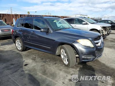 Czwarte zdjęcie samochodu z boku: 2015 MERCEDES-BENZ GLK 350 VIN:WDCGG5HB0FG376219 - miniatura