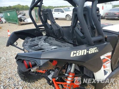 Zdjęcie 6 z 10 samochodu: 2015 CAN-AM MAVERICK 1000R X RS DPS VIN:3JBPXAP21FJ000767 - miniatura
