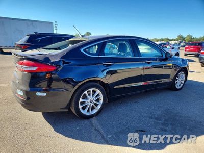 Trzecie zdjęcie samochodu z tyłu: 2020 FORD FUSION TITANIUM VIN:3FA6P0SU4LR224422 - miniatura