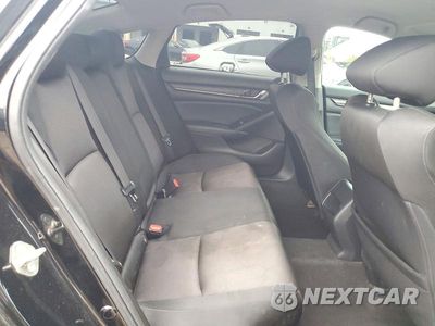 Zdjęcie 10 z 12 samochodu: 2019 HONDA ACCORD LX VIN:1HGCV1F12KA009690 - miniatura