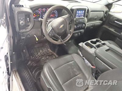Zdjęcie 8 z 12 samochodu: 2021 CHEVROLET SILVERADO C1500 VIN:3GCNWAEH6MG351070 - miniatura